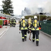 2026-04-20-Explosion-Haus2.jpg